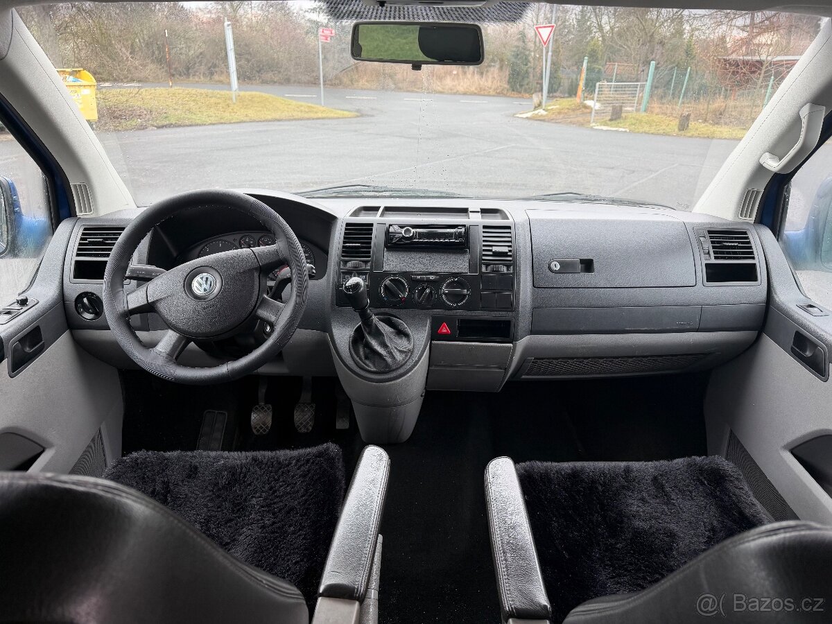 Volkswagen Transporter - 7