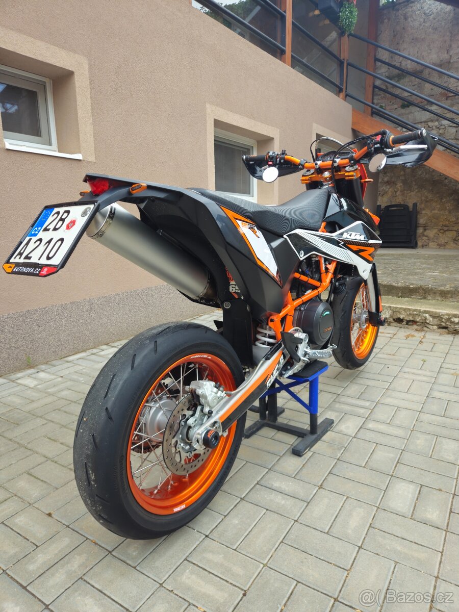 KTM 690 SMC R 2012 - 7