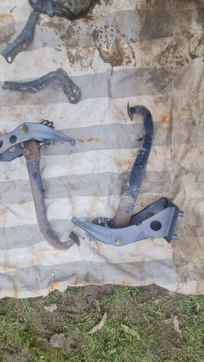 Toyota land cruiser 70,73, 78 - 7