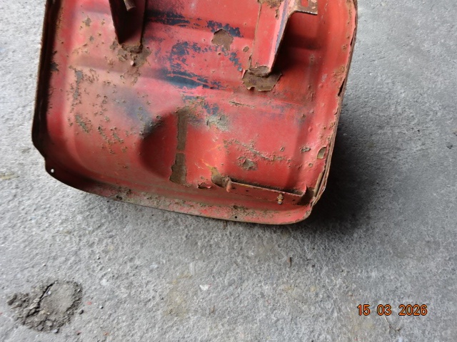 NÁDRŽ NA ZETOR - 7