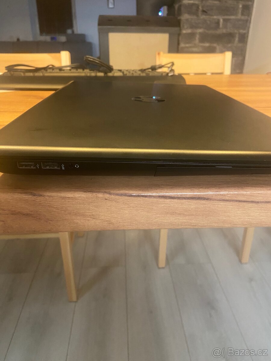 HP Pavilion “17,3” - 7