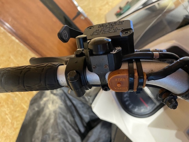 Predam snežný skúter SKI DOO 800 - 7