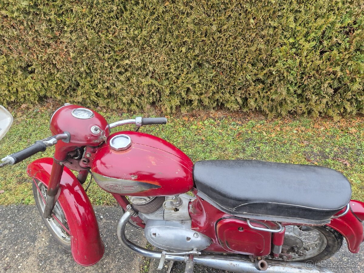 Prodám Jawa 250/353 r.v. 1961 - 7