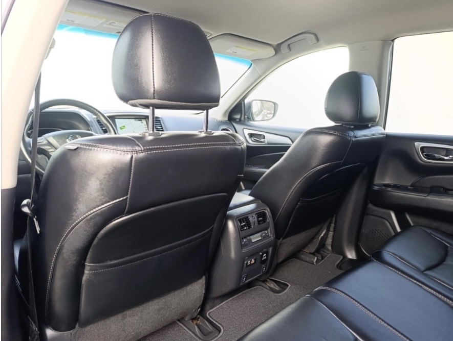 Nissan Pathfinder 3.5 V6 4x4 (2020) - 7