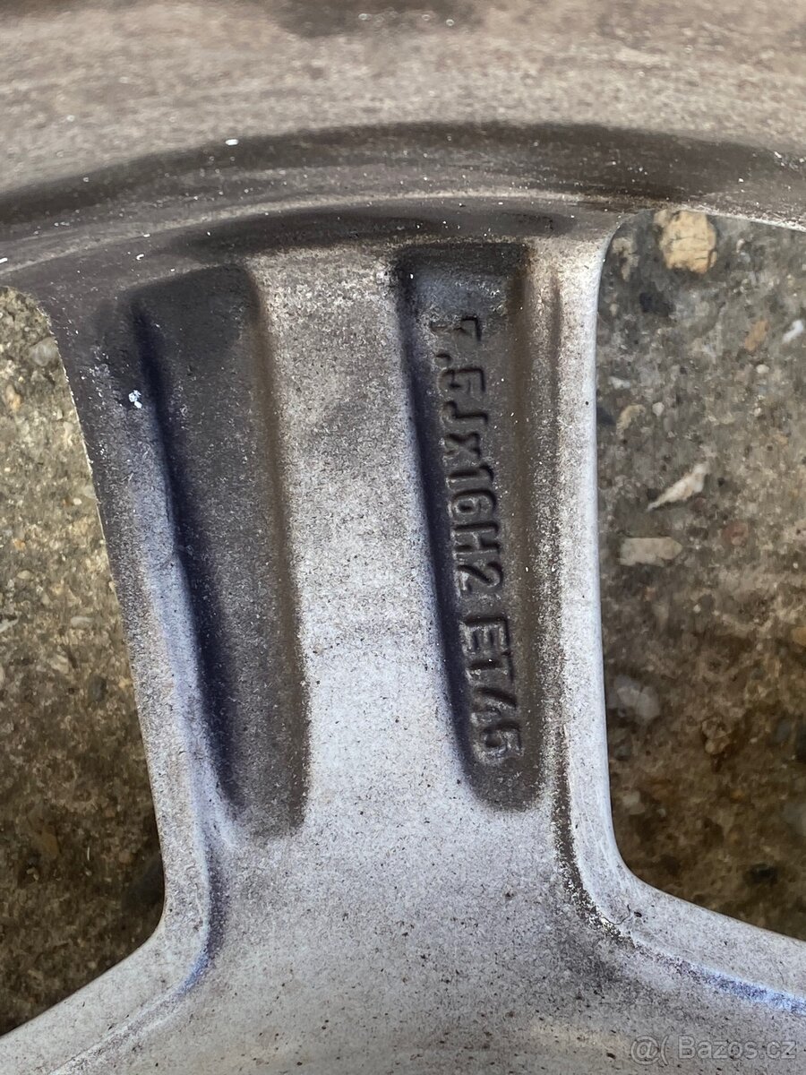 AUDI 5x112 R16 ET45 7.5J - 7