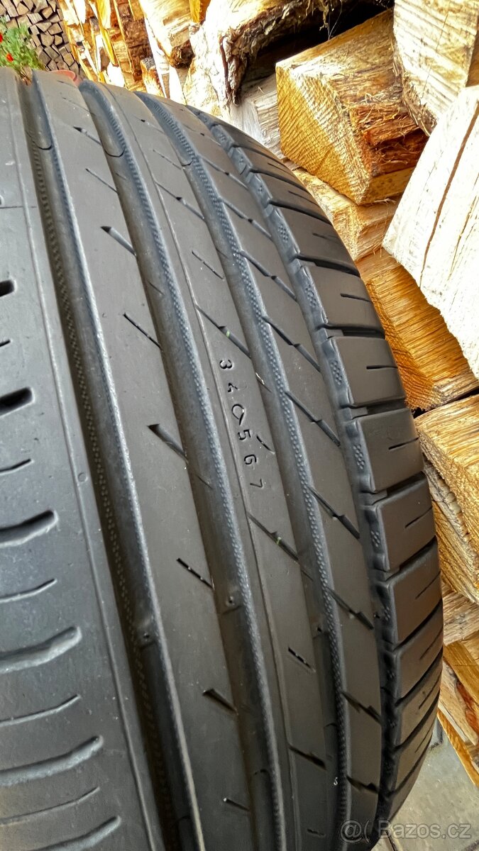 Nokian 225/60 r 18 - 7