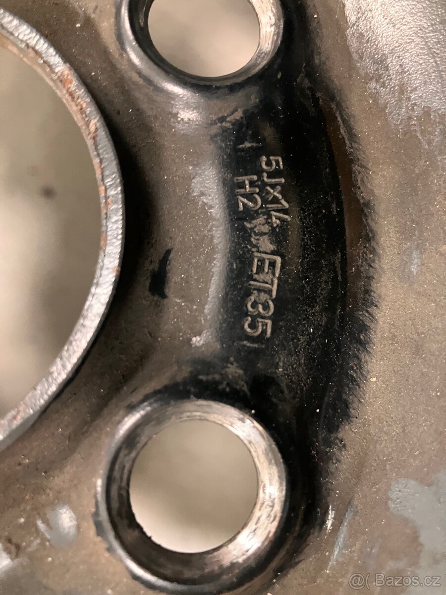 Prodám zimní kola+disky - 7