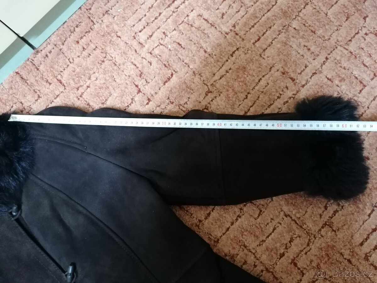 Dámský tmavě hnědý kožich z pravé kožešiny - 7