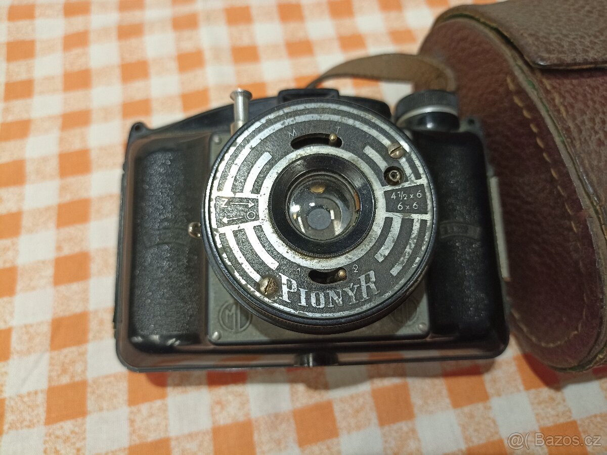 Staré fotoaparáty - 7