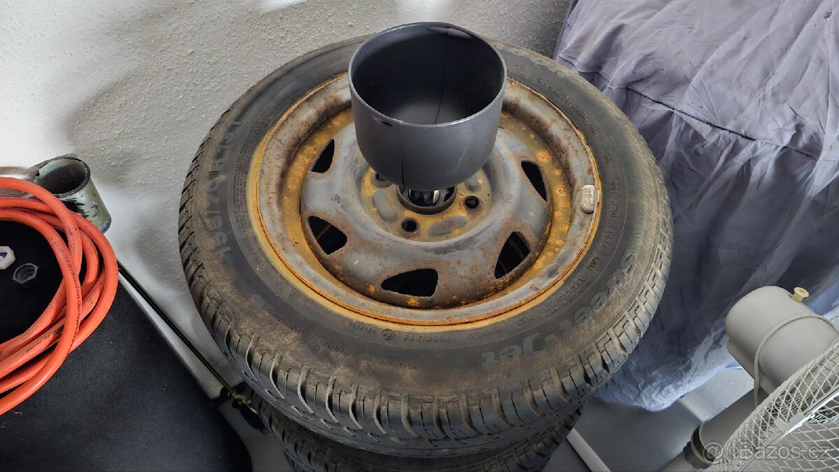 Prodám sadu 4 ks 155/70 R13 75T (ET43,5) - 7