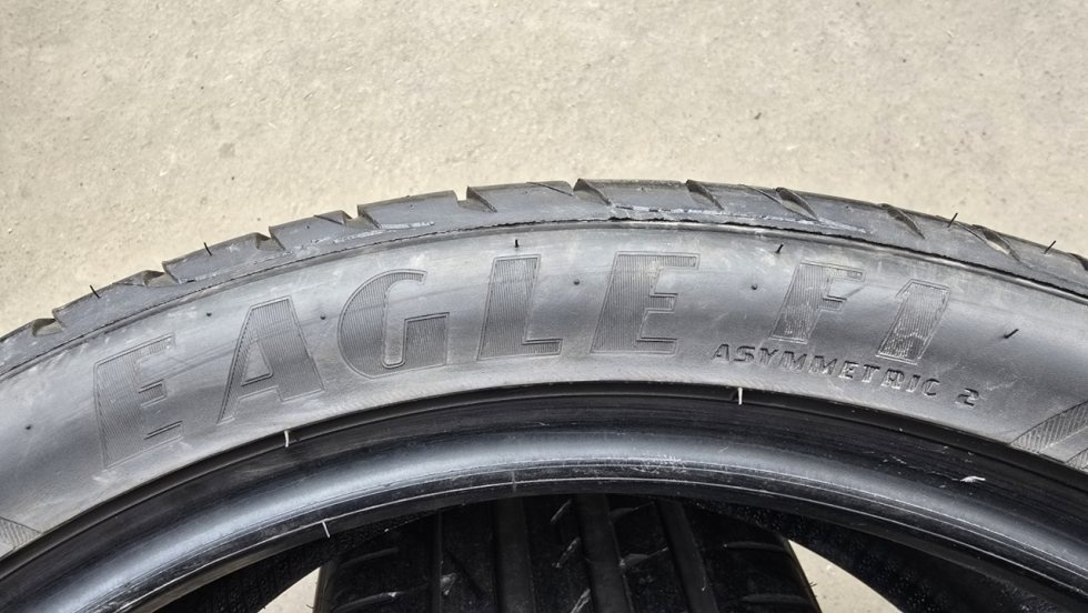 Letní pneu 255/40/20 Good Year - 7