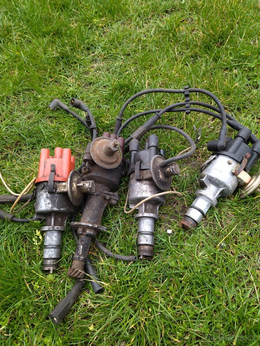 Karburátory, vodní pumpy , termostaty, pal.pumpy ,škoda 120 - 7