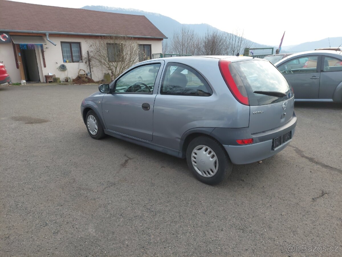 Opel Corsa 1.2i - 7