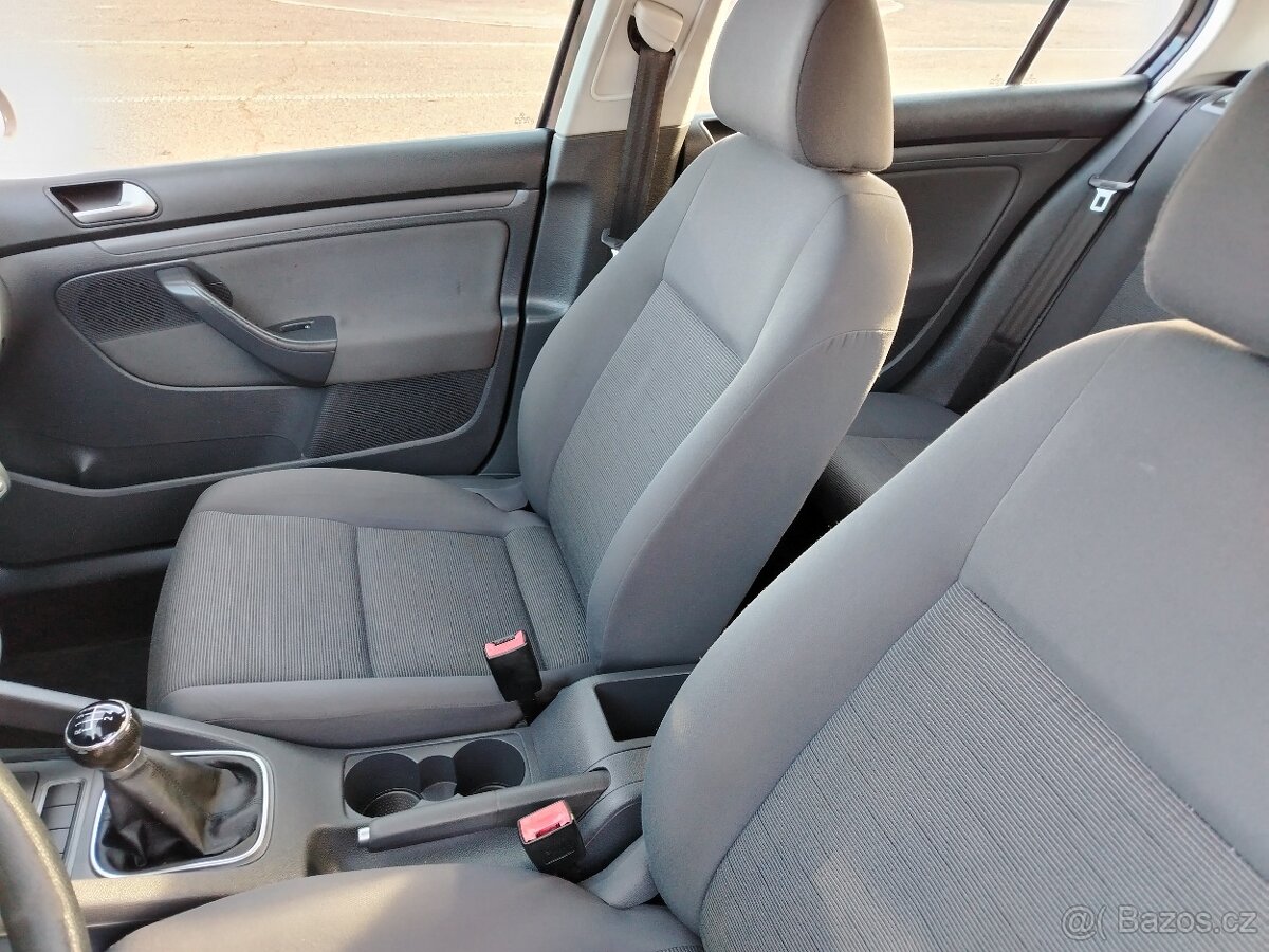 Prodám Volkswagen Golf 5 po servise, STK, v pěkném stavu - 7