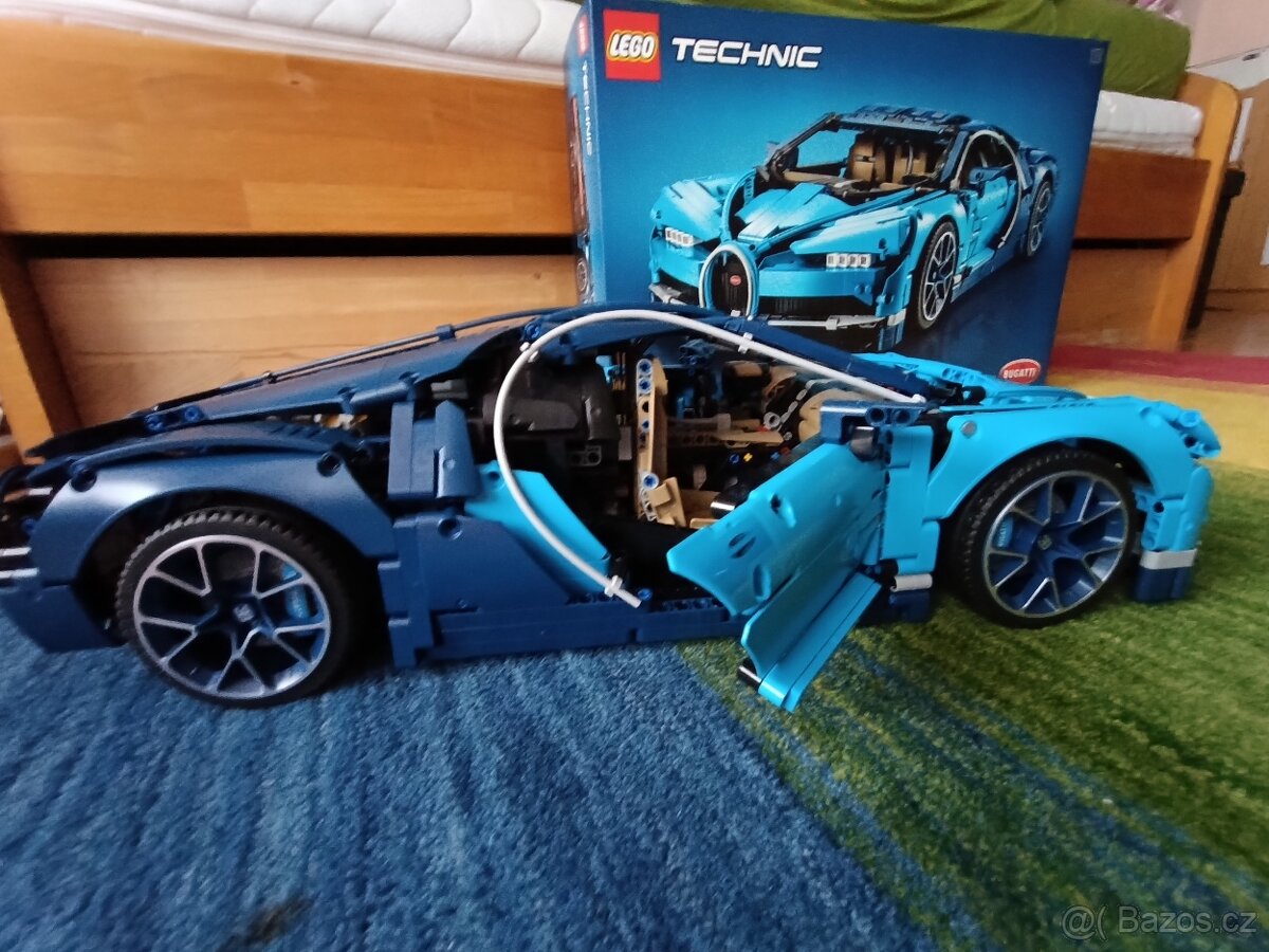 Bugatti Chiron Lego Technic 42083 - 7