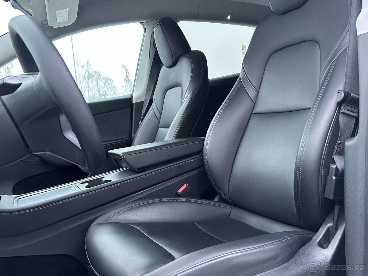 Tesla Model Y 2023 - 7