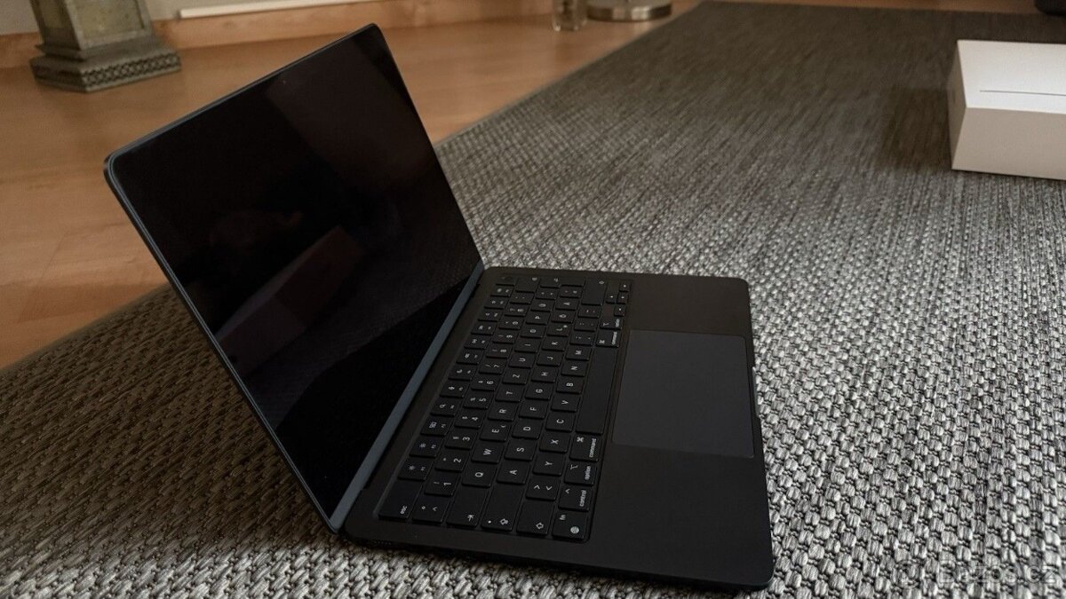 Apple MacBook Air 13,6" 256GB SSD M2 8GB Midnight - 7