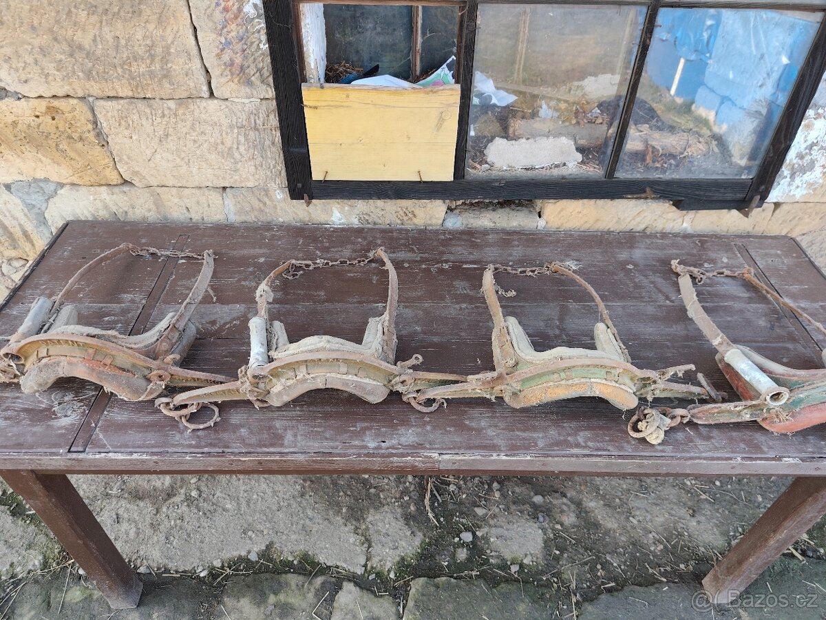 Chomouty na voly - 7