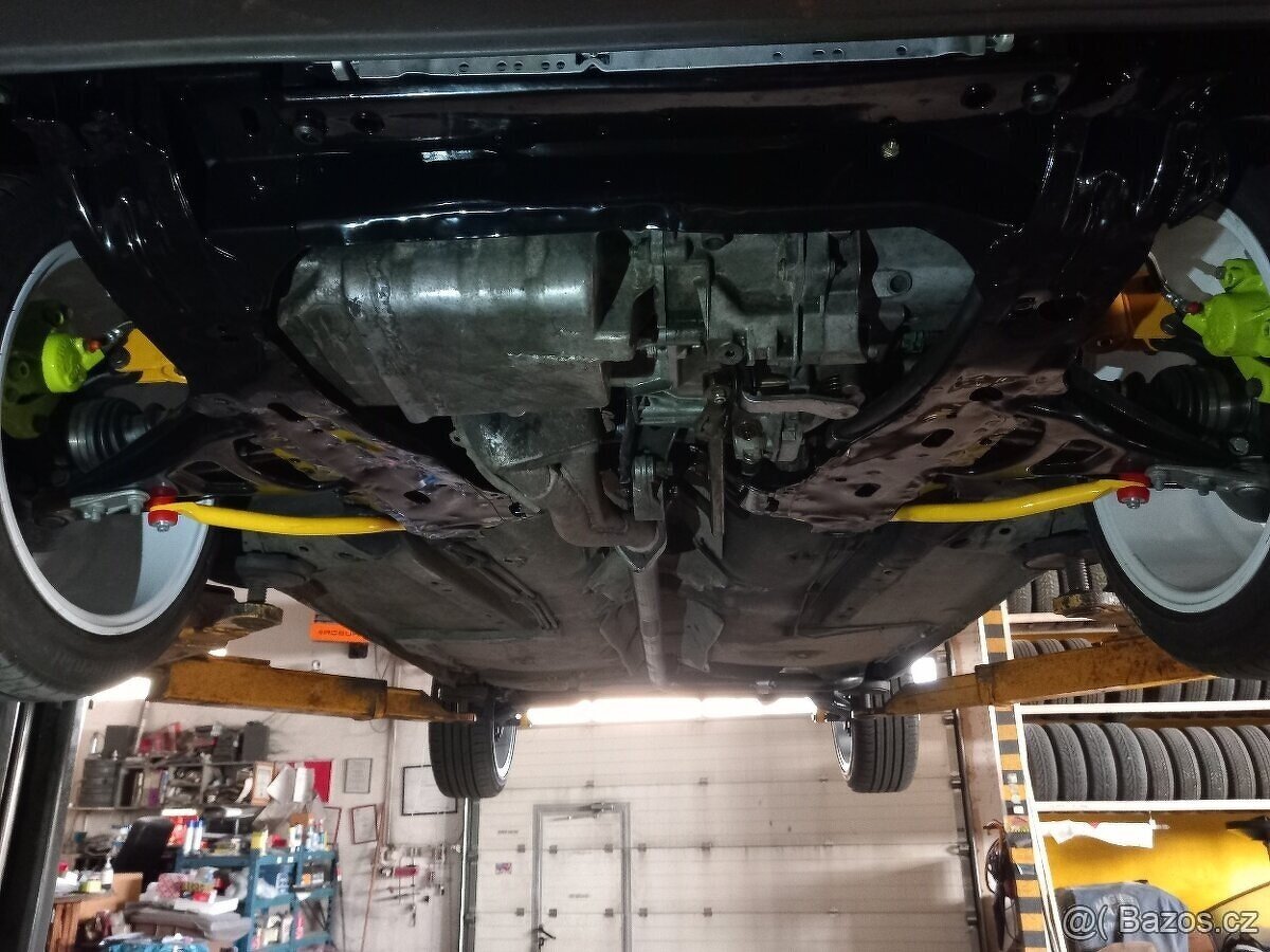 Renault Clio 1.8 16V - 7