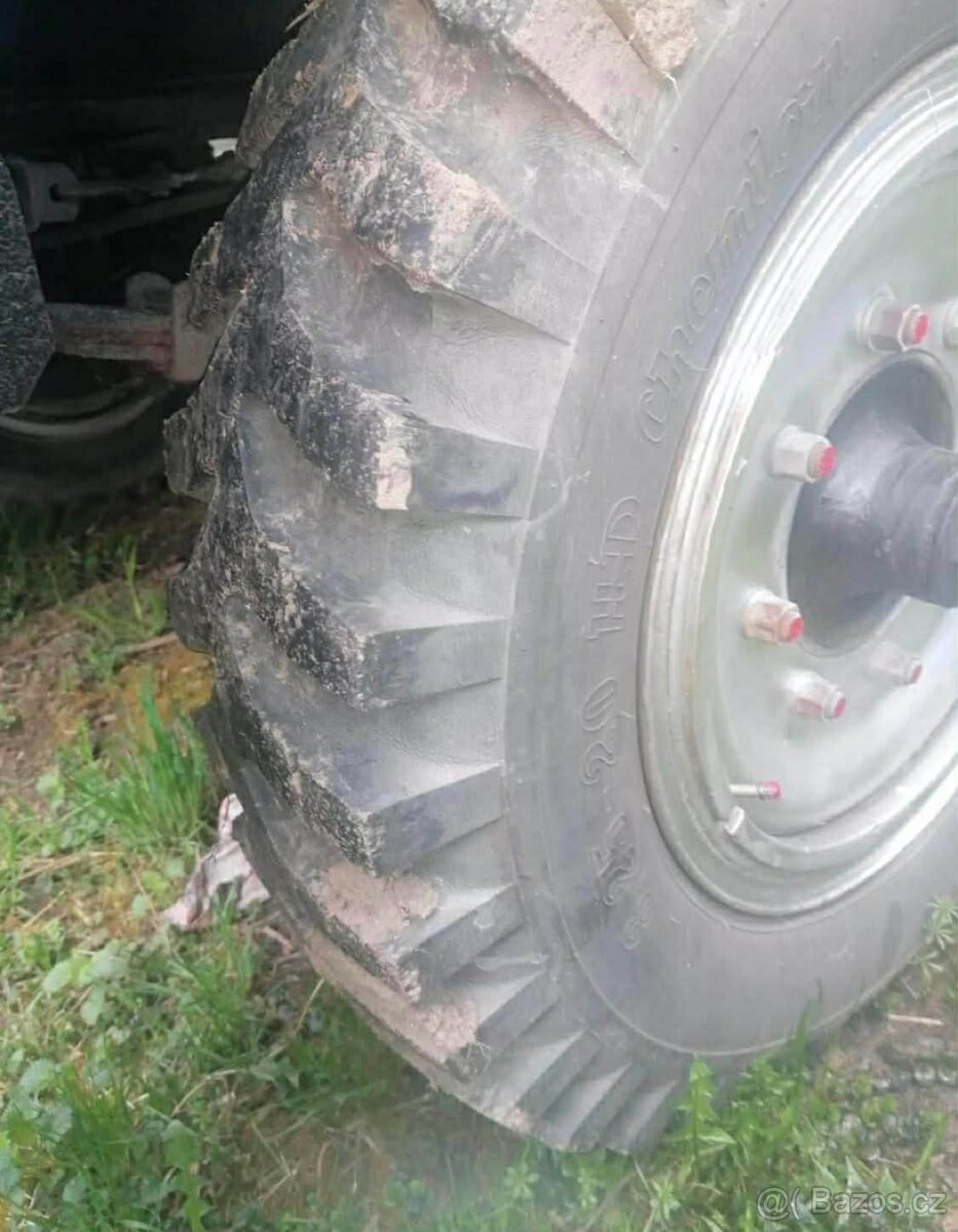 Prodám vlek za traktor - 7