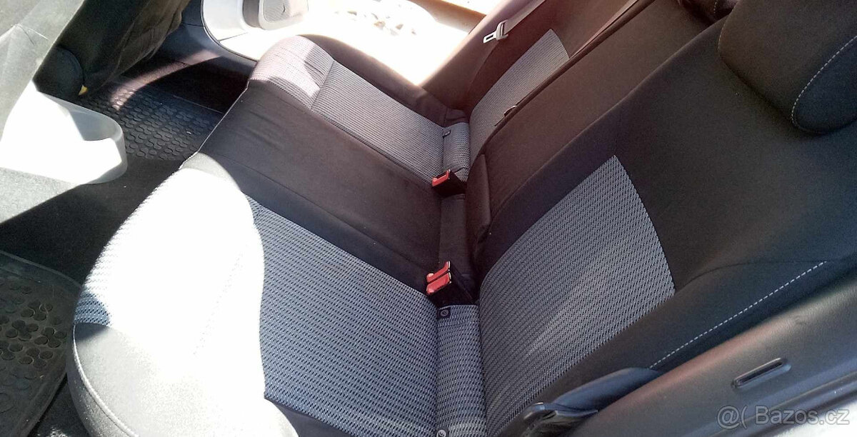 Seat Toledo 1,6TDi 66kw - 7