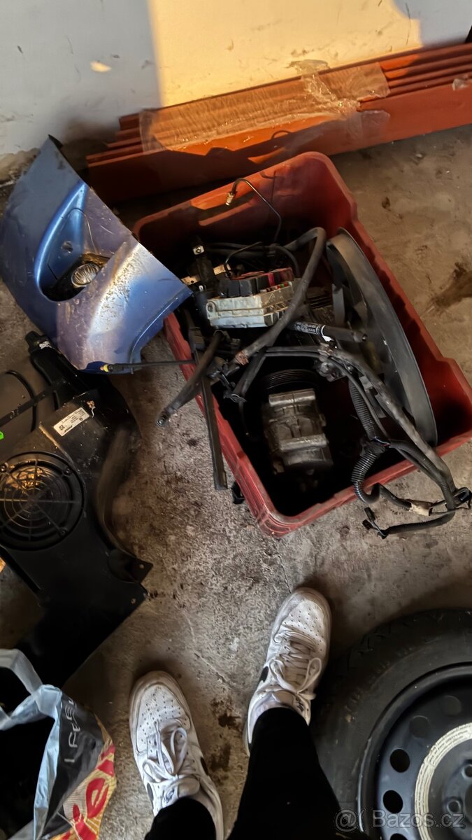 Náhradní díly alfa romeo 147 - 7