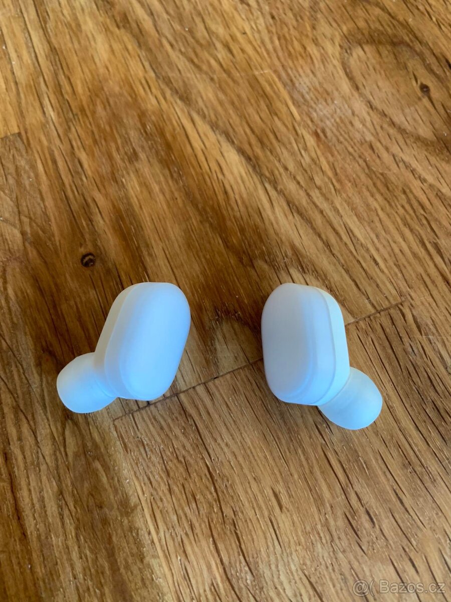 Bezdrátová sluchátka Xiaomi Mi AirDots - 7