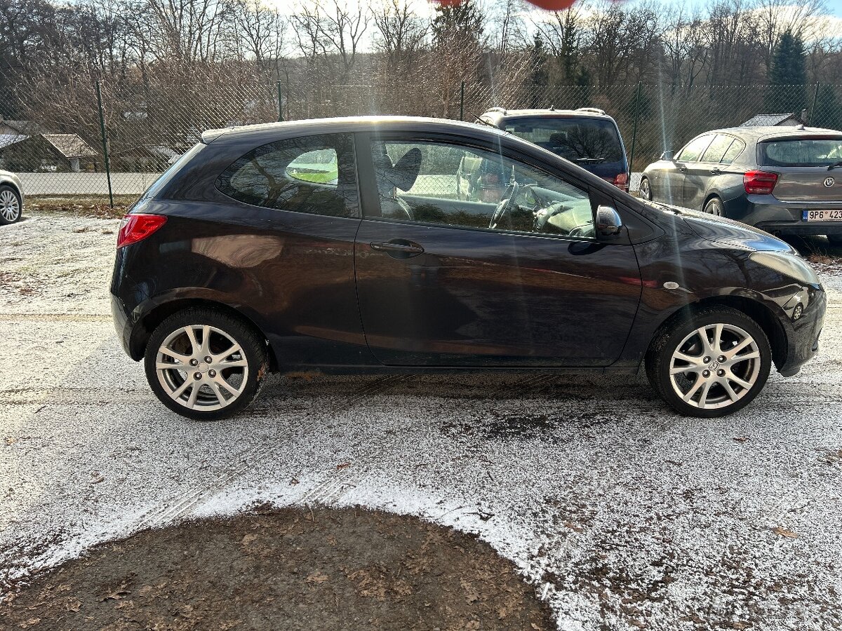 Mazda 2 1,4i 63kW, r.v. 2009 - 7