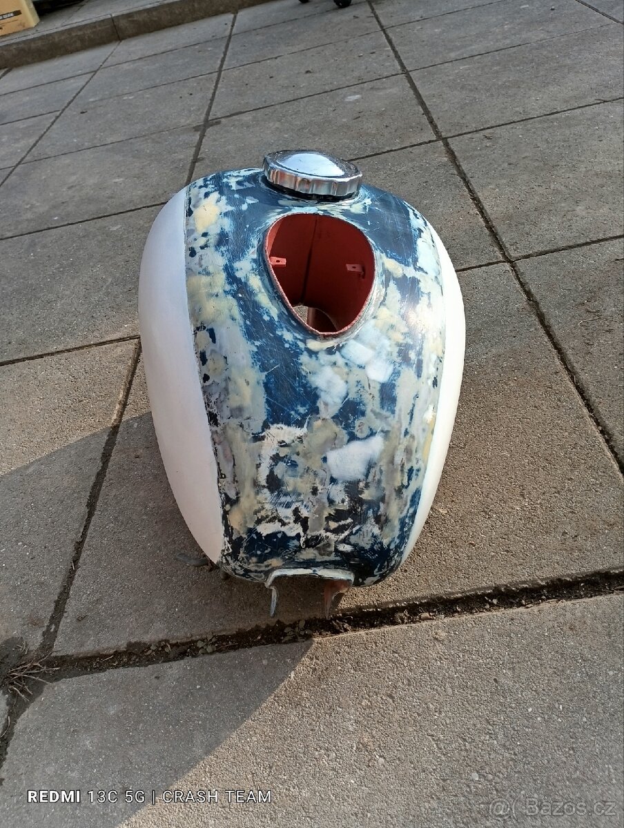 Nádrž Jawa , Čz - 7