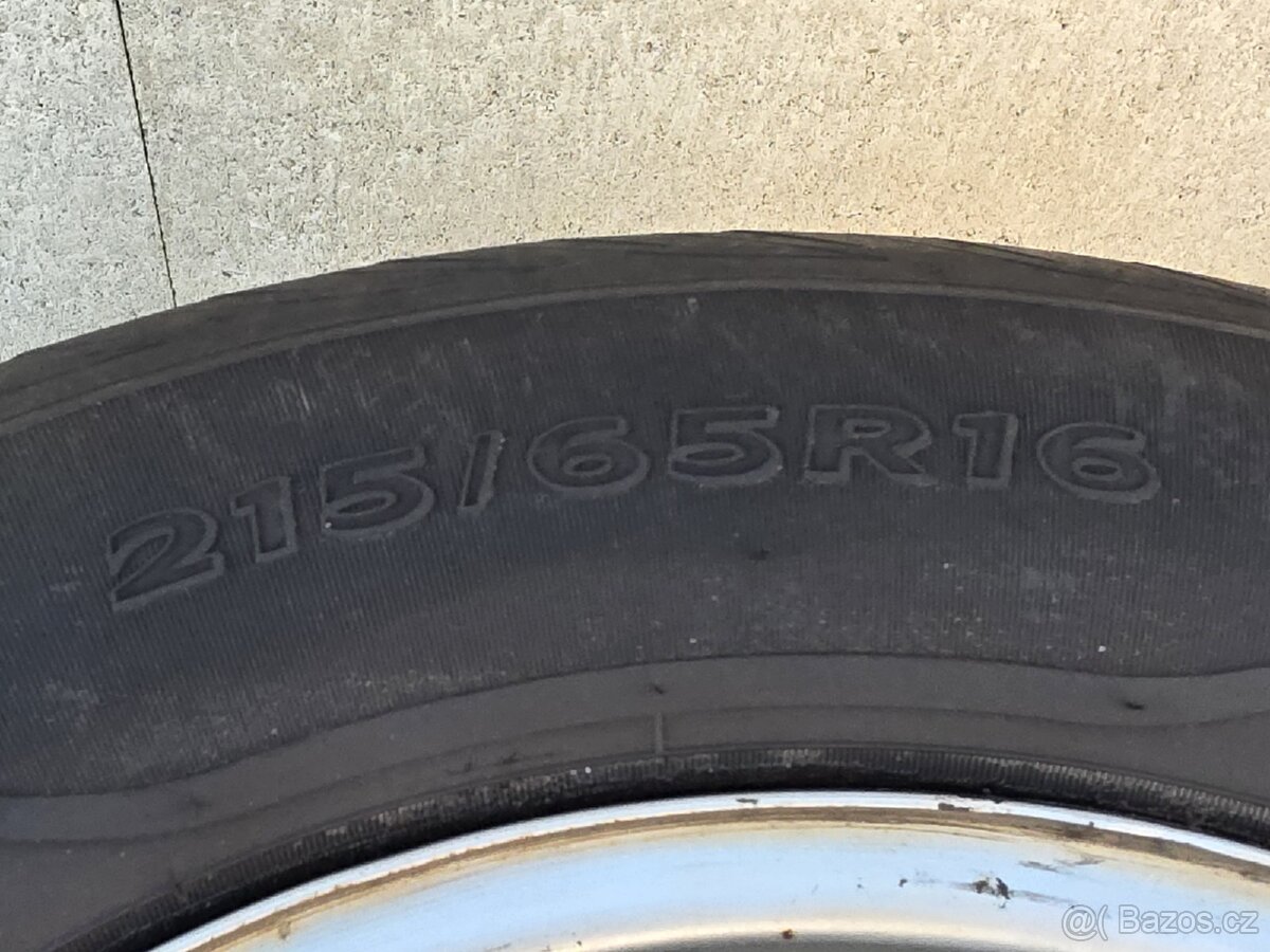 215/65/16 Letní kola Dacia Duster 5x114,3 - 7