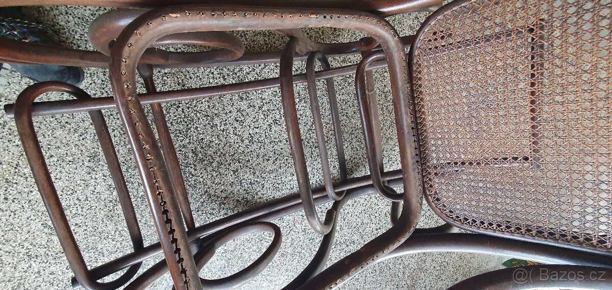 Houpací křeslo - 7