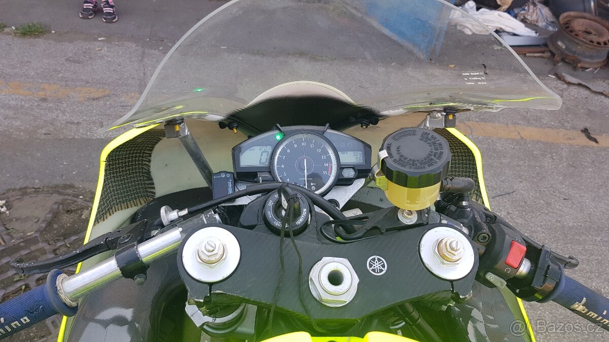 Yamaha r1 Okruhovka - 7