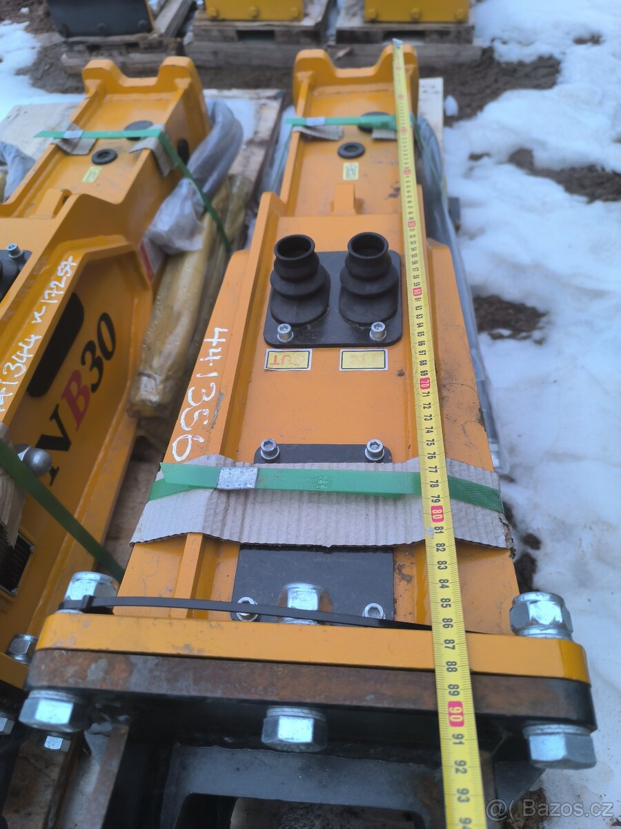 Hydraulické kladivo pro 2-4t - 7