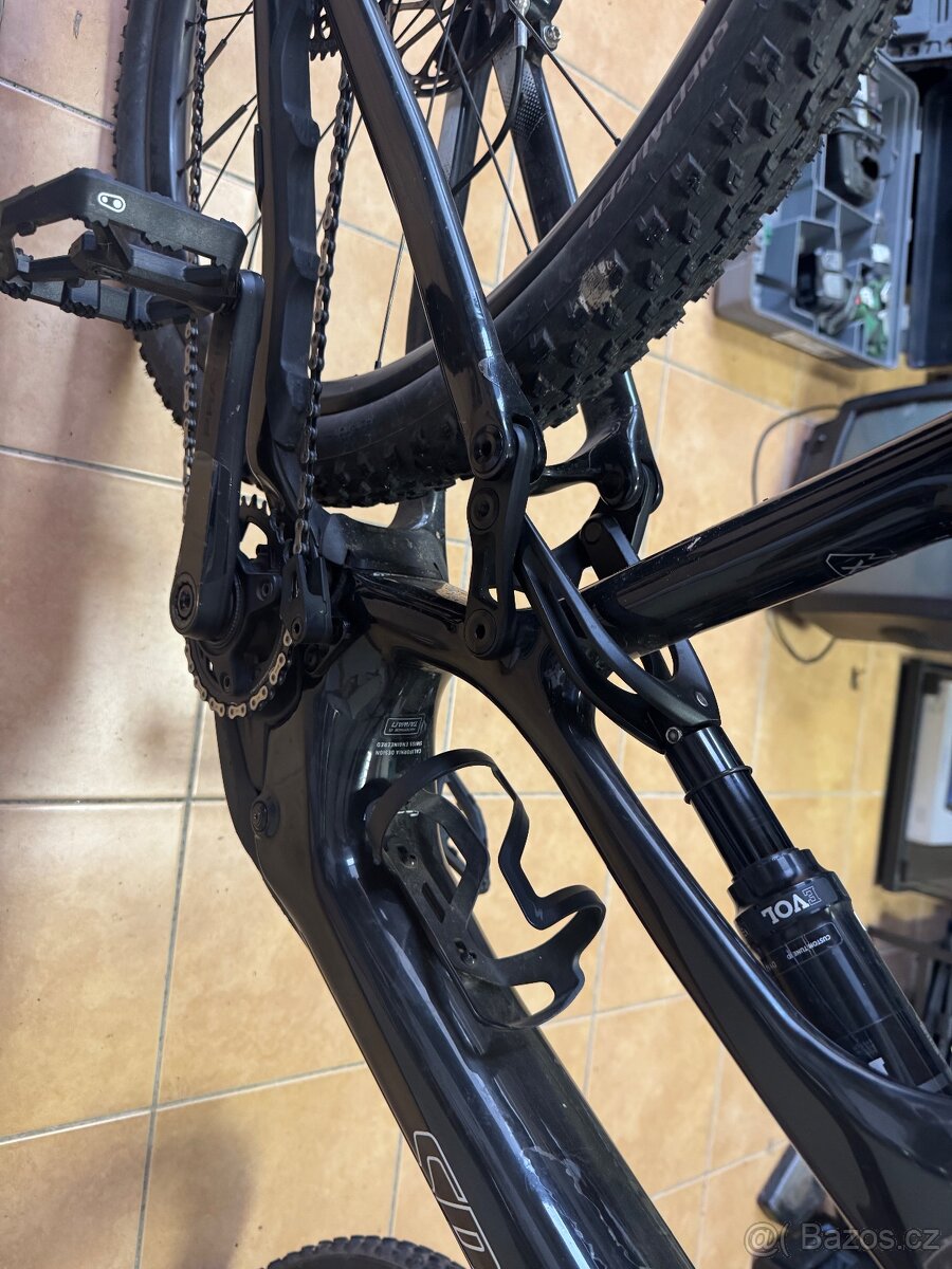 Elektrokolo celokarbon Specialized Levo SL XL - 7