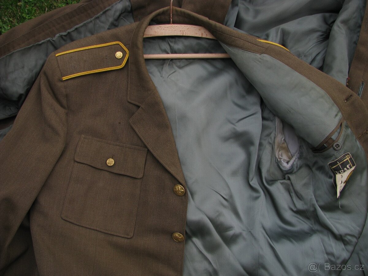 STARÝ VOJENSKÝ NEBO VB KABÁT - 7
