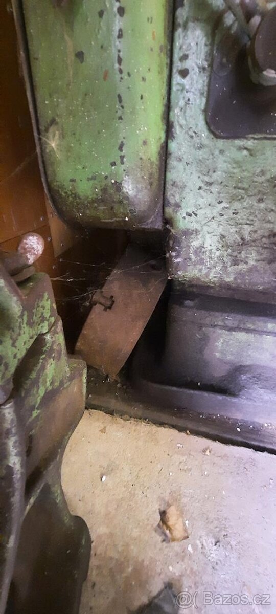 Hrotový soustruh Volman - 7