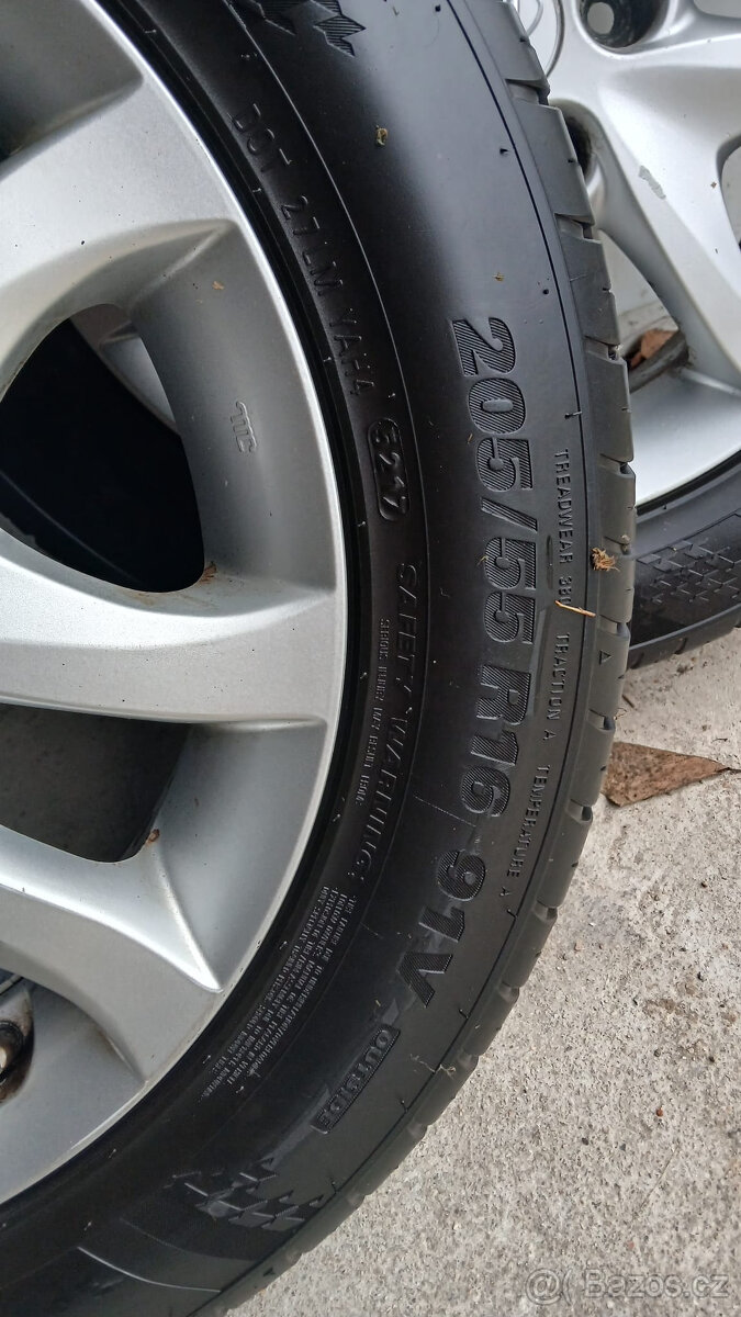 Letní kola disky hyundai i30 i40 6.0JxR16 ET50 5X114,3 - 7