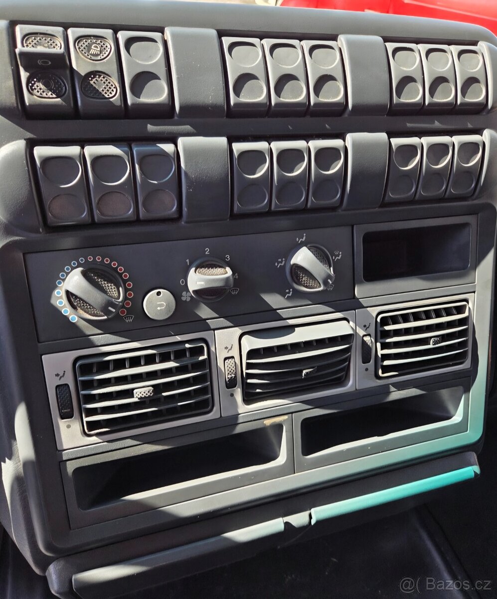 IVECO EUROCARGO ML180E24 - 7