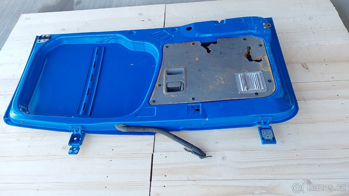 VW CRAFTER – ZADNÍ - 7