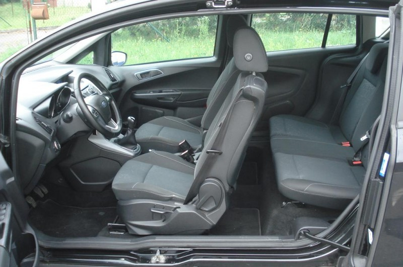 Ford B-MAX 1.6 TDCi 70 KW 1. Majitel - 7