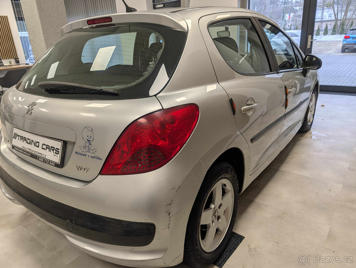 Peugeot 207 1,4 i - 7