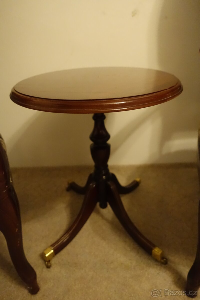 Stoličky a stolík - 7