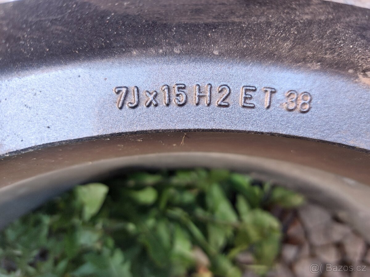 Retro alu kola 15" 4x114.3
5 000 Kč - 7