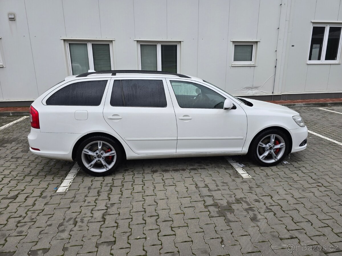 Škoda Octavia 2 FL RS Combi - 7