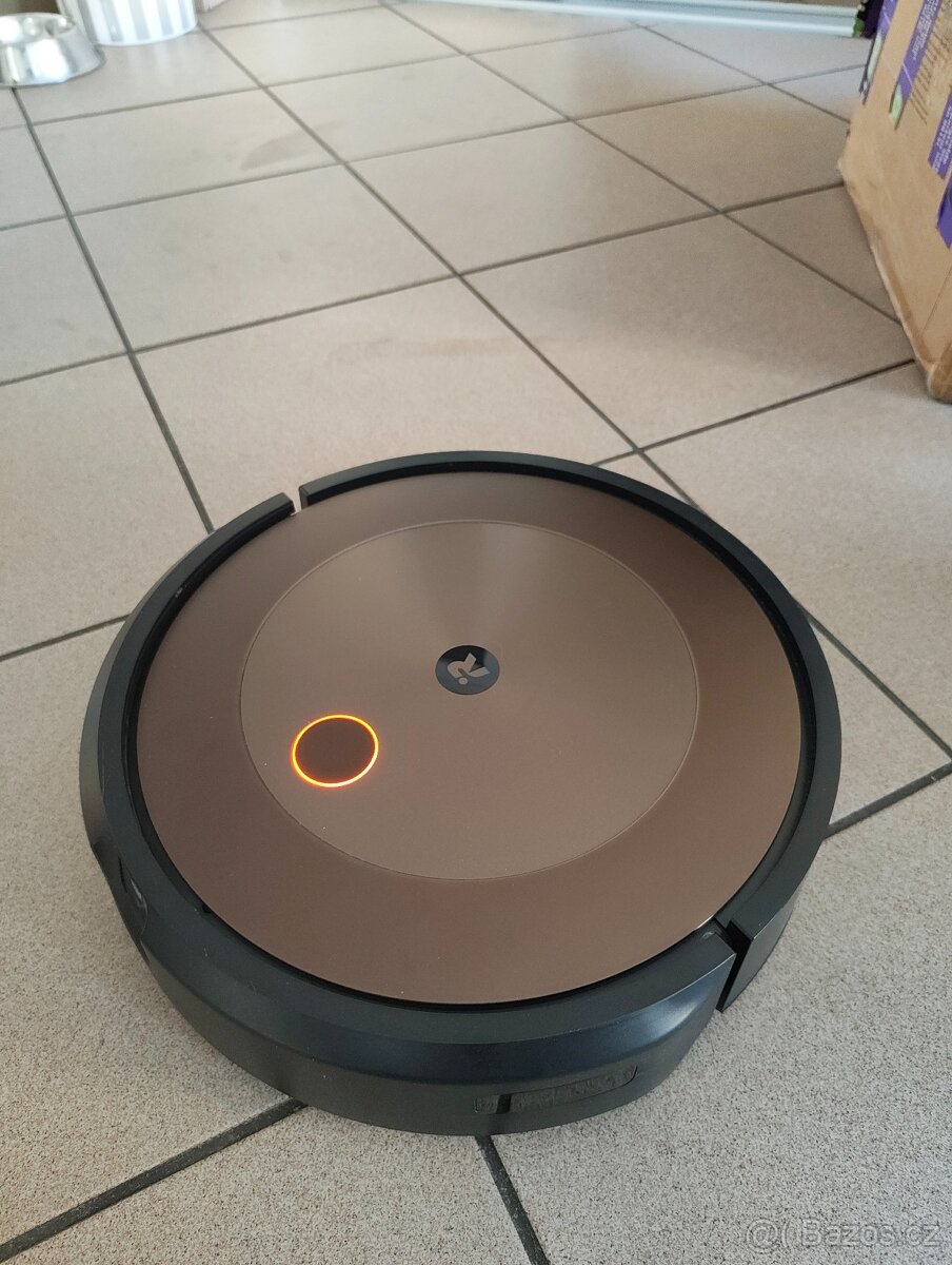 iRobot Roomba j9+ - 7