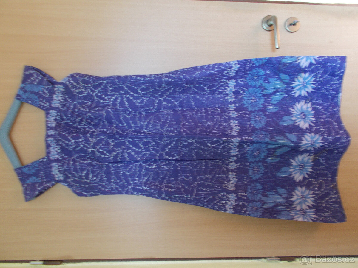 Dámské ,dívčí šaty + plavky - 7