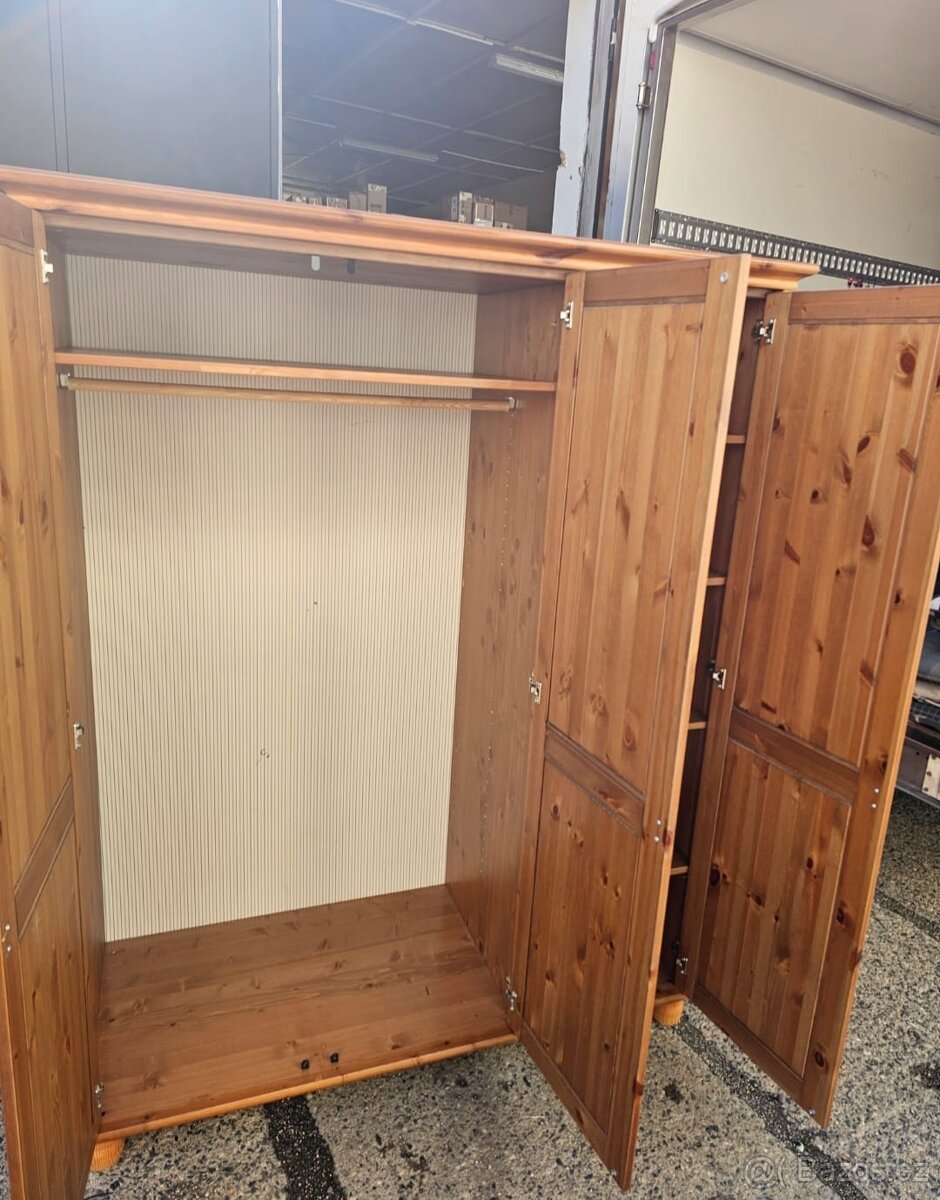 ŠATNÍ SKŘÍŇ IKEA LEKSVIK - 7
