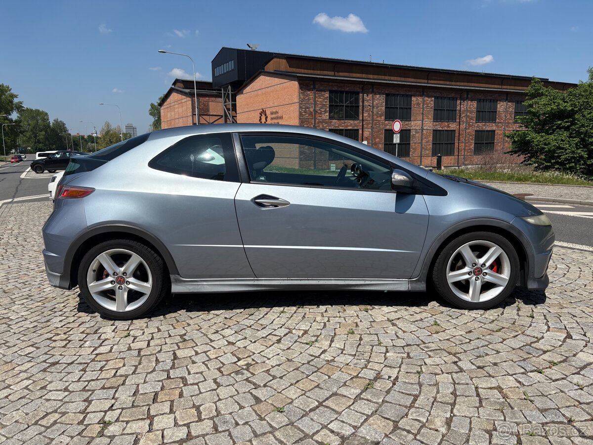 Honda Civic 8G 2.2 i-CTDi Type S - 7