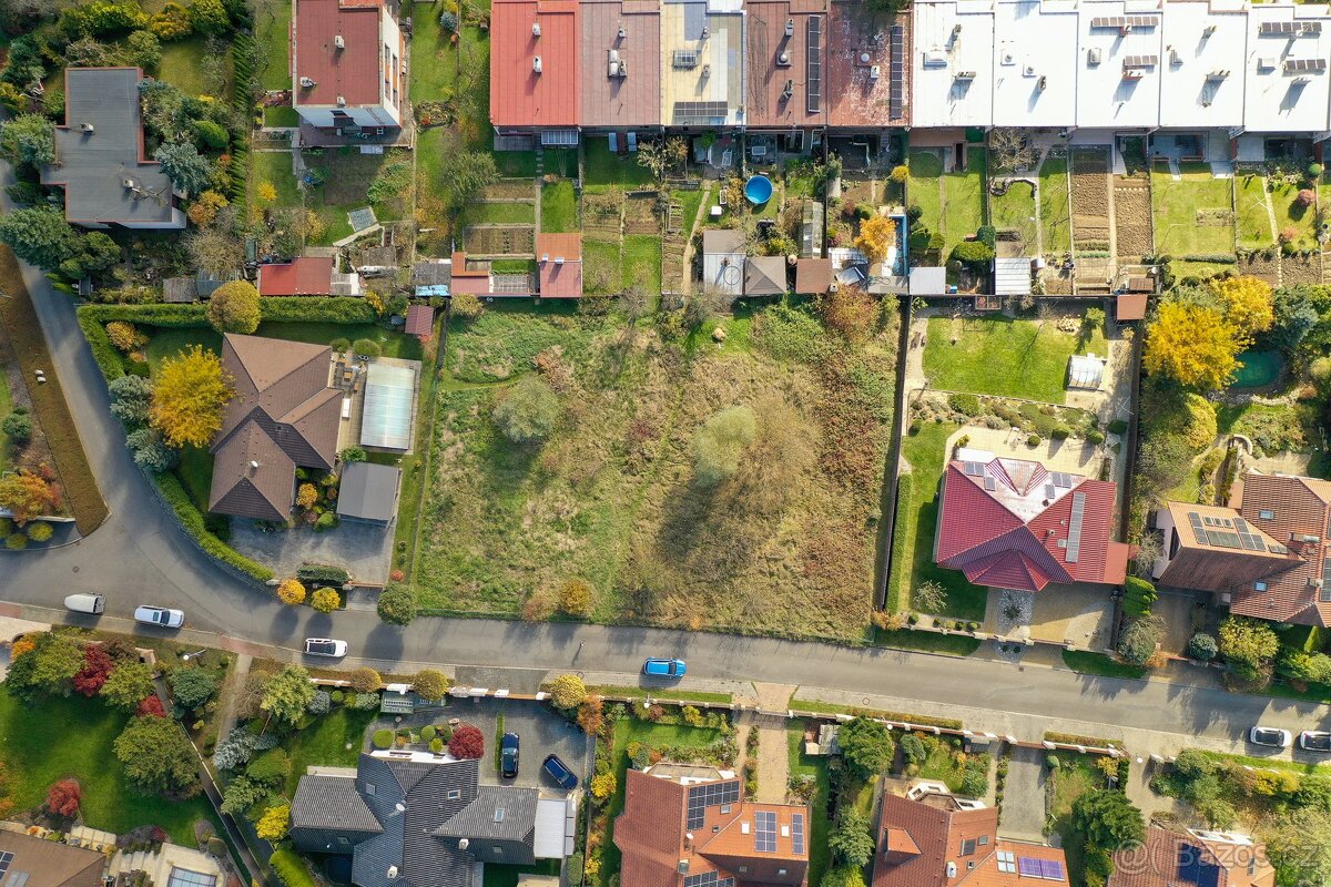 Atraktivní stavební pozemek Zlín - Kostelec, Jabloňová - 7