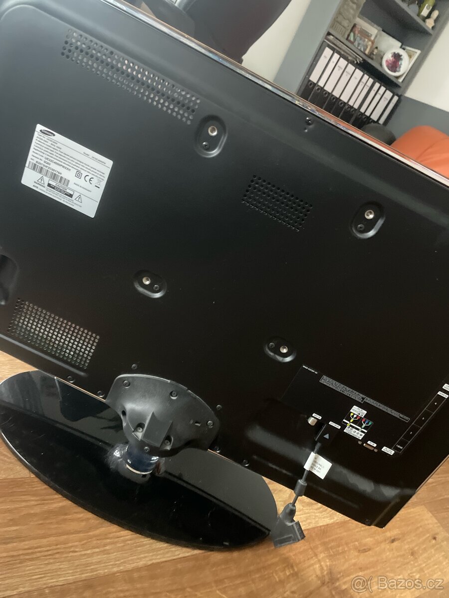 Tv Samsung úhlopříčka 77 cm - 7